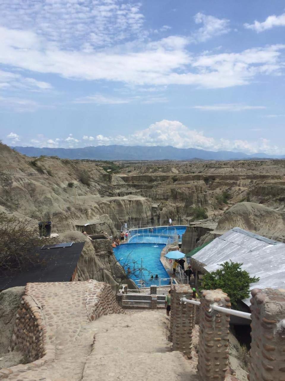 Estadero Los Hoyos Villavieja Exterior foto